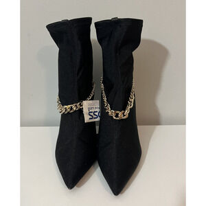 NWT GUESS Women Black Chain Detail Padded Forsta Pointed Toe Stiletto Booties 8M